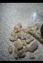 Load image into Gallery viewer, White: Royal Hojari Frankincense
