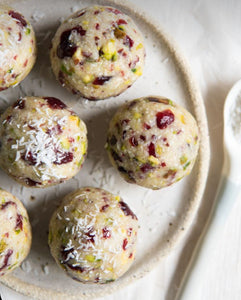 Cranberry and Pistachio Balls